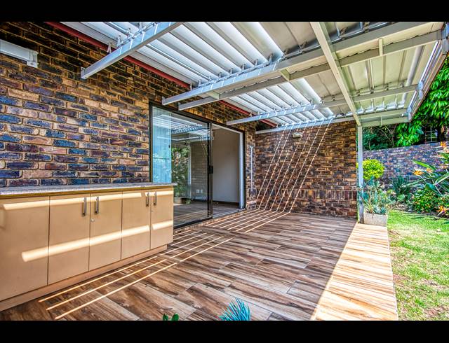 3 BEDROOM TOWNHOUSE TO LET IN BOSKRUIN
